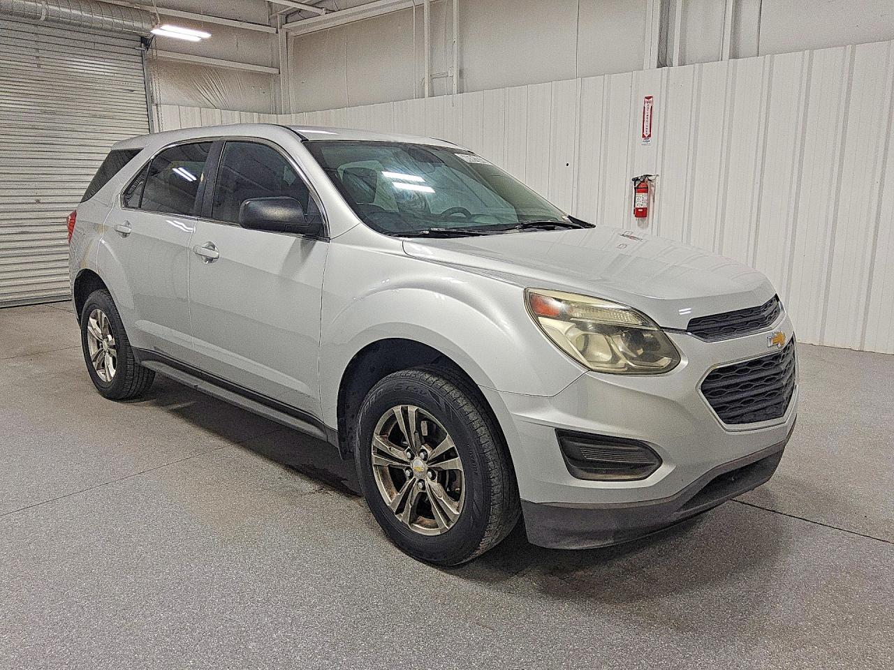 2017 CHEVROLET EQUINOX LS — снимка 4