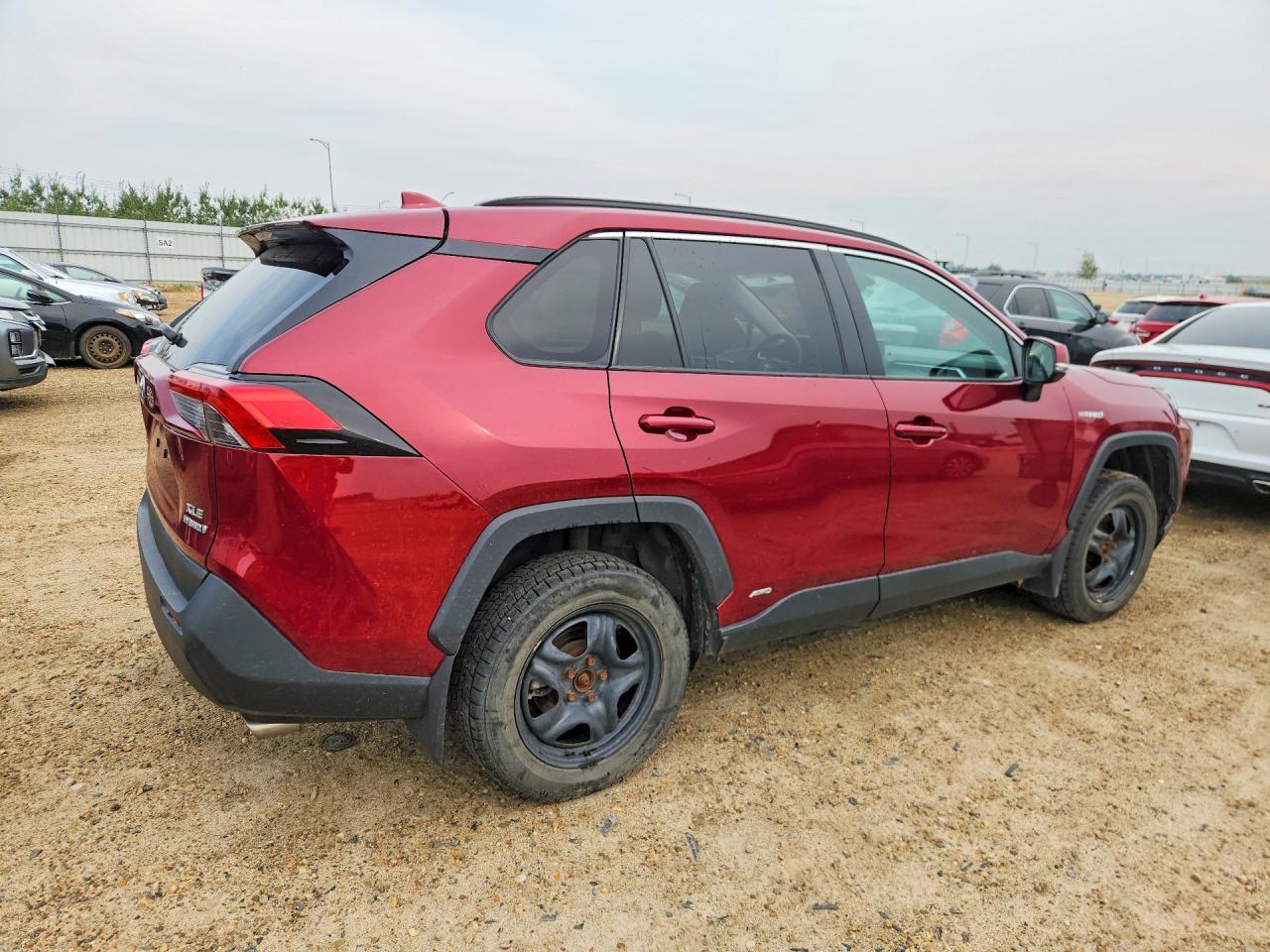 2020 TOYOTA RAV4 XLE — снимка 3