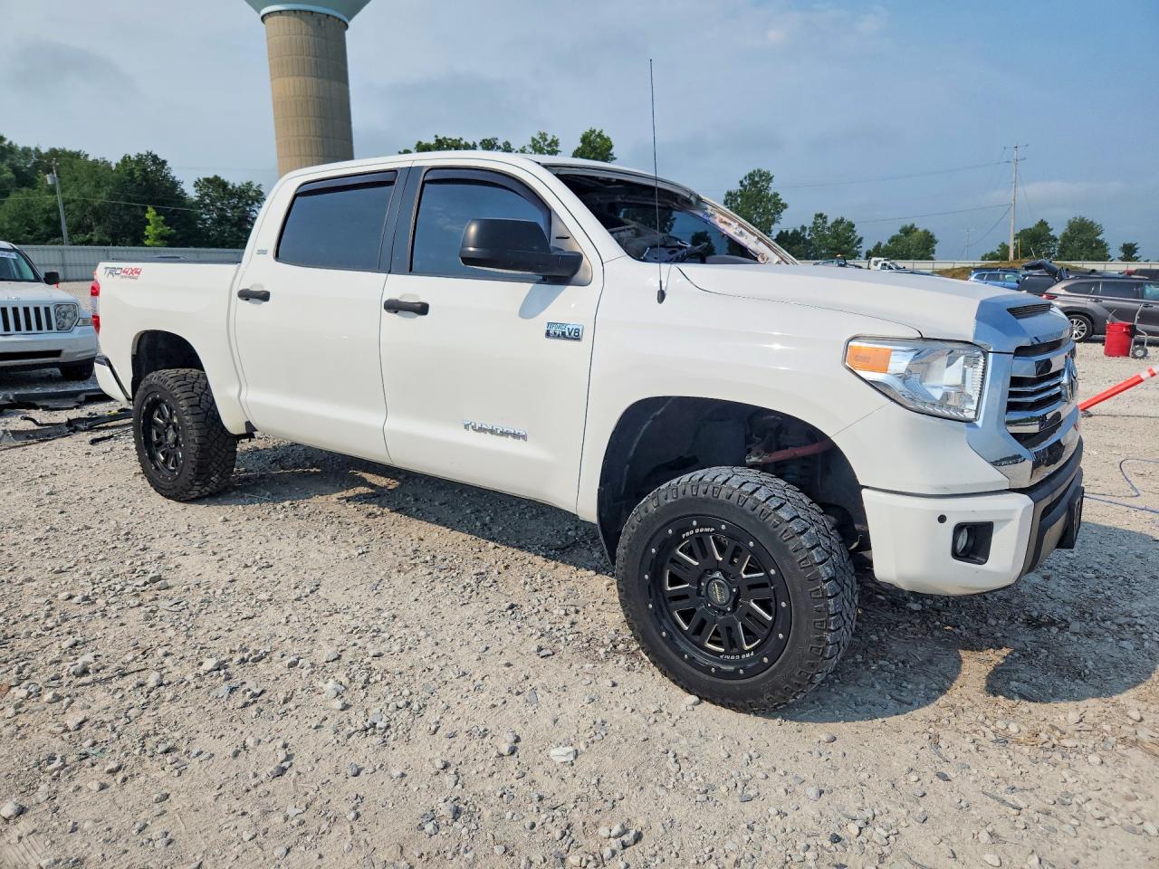 2017 TOYOTA TUNDRA SR5 — снимка 4