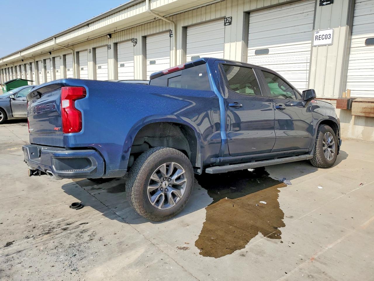 2021 CHEVROLET SILVERADO K1500 RST — снимка 3