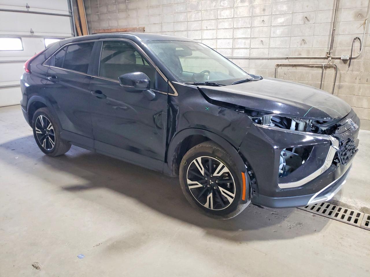 2025 MITSUBISHI ECLIPSE CROSS SE — снимка 4