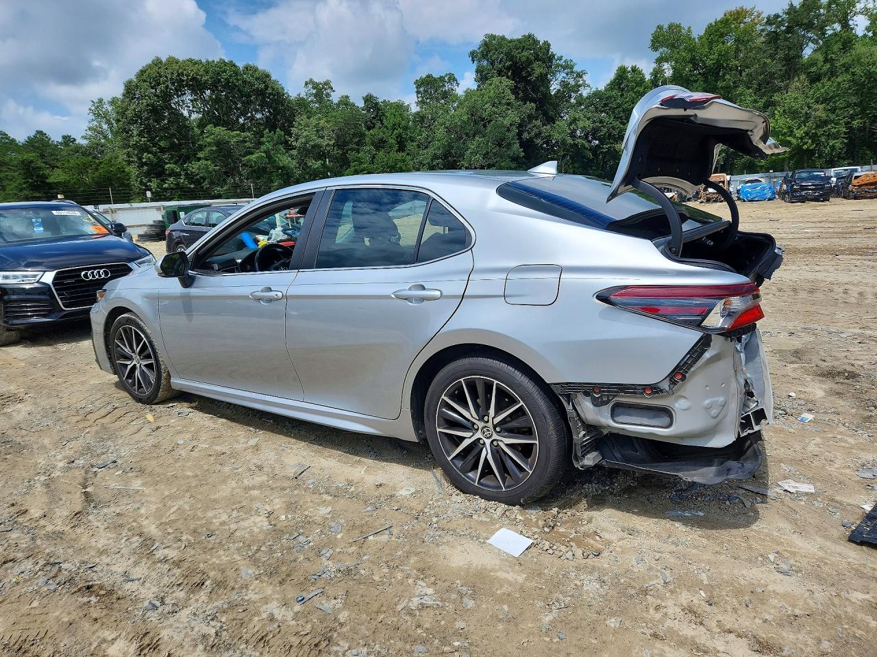 2023 TOYOTA CAMRY SE — снимка 2