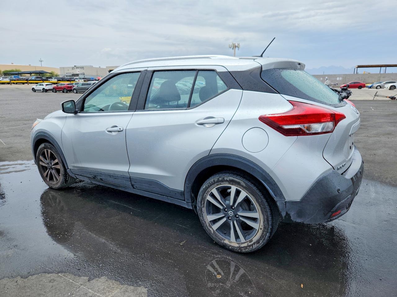 2020 NISSAN KICKS SV — снимка 2