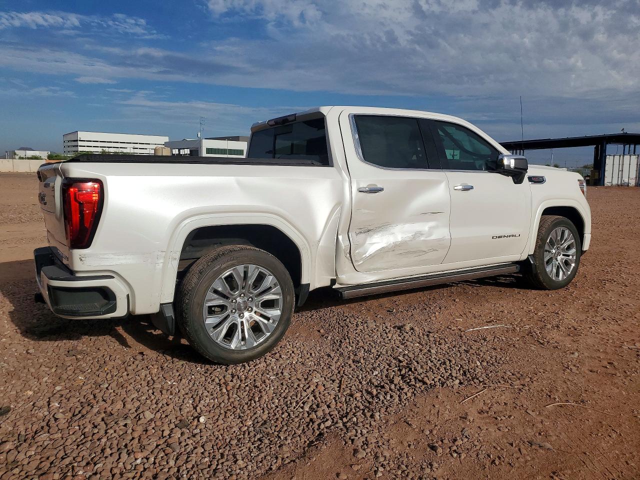 2022 GMC DENALI PICKUP — снимка 3