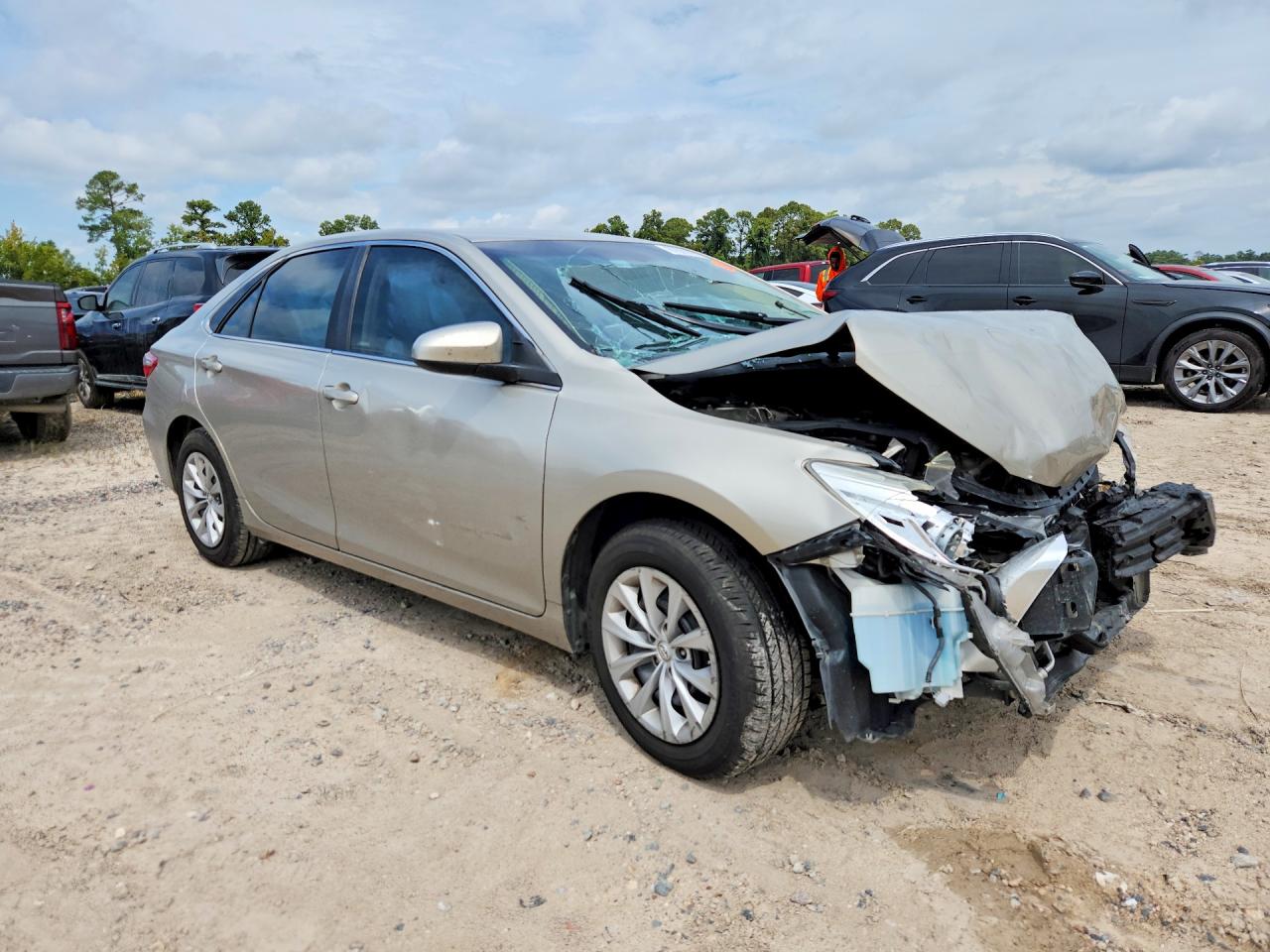 2016 TOYOTA CAMRY LE — снимка 4
