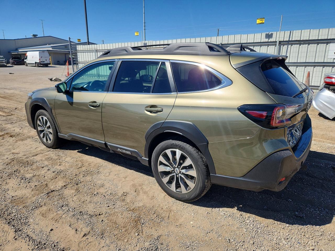 2023 SUBARU OUTBACK LIMITED XT — снимка 2