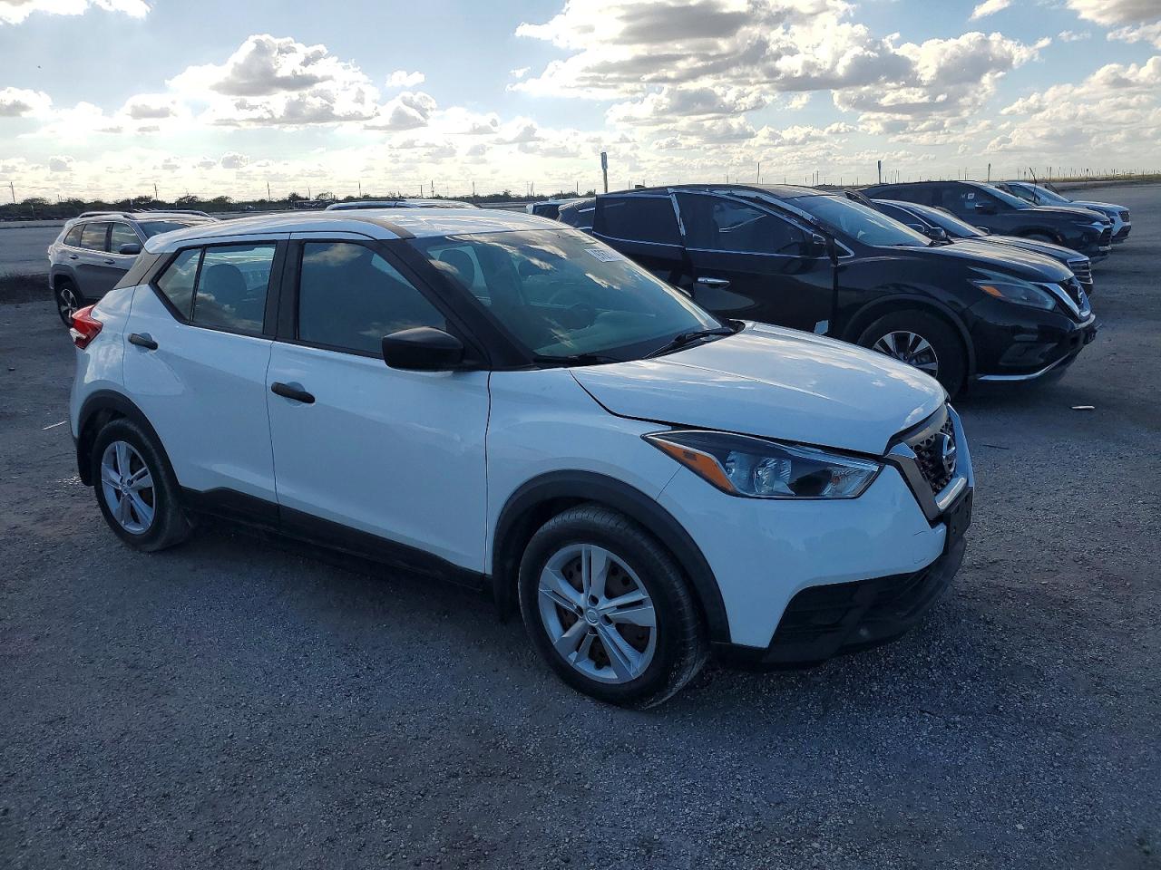 2020 NISSAN KICKS S — снимка 4