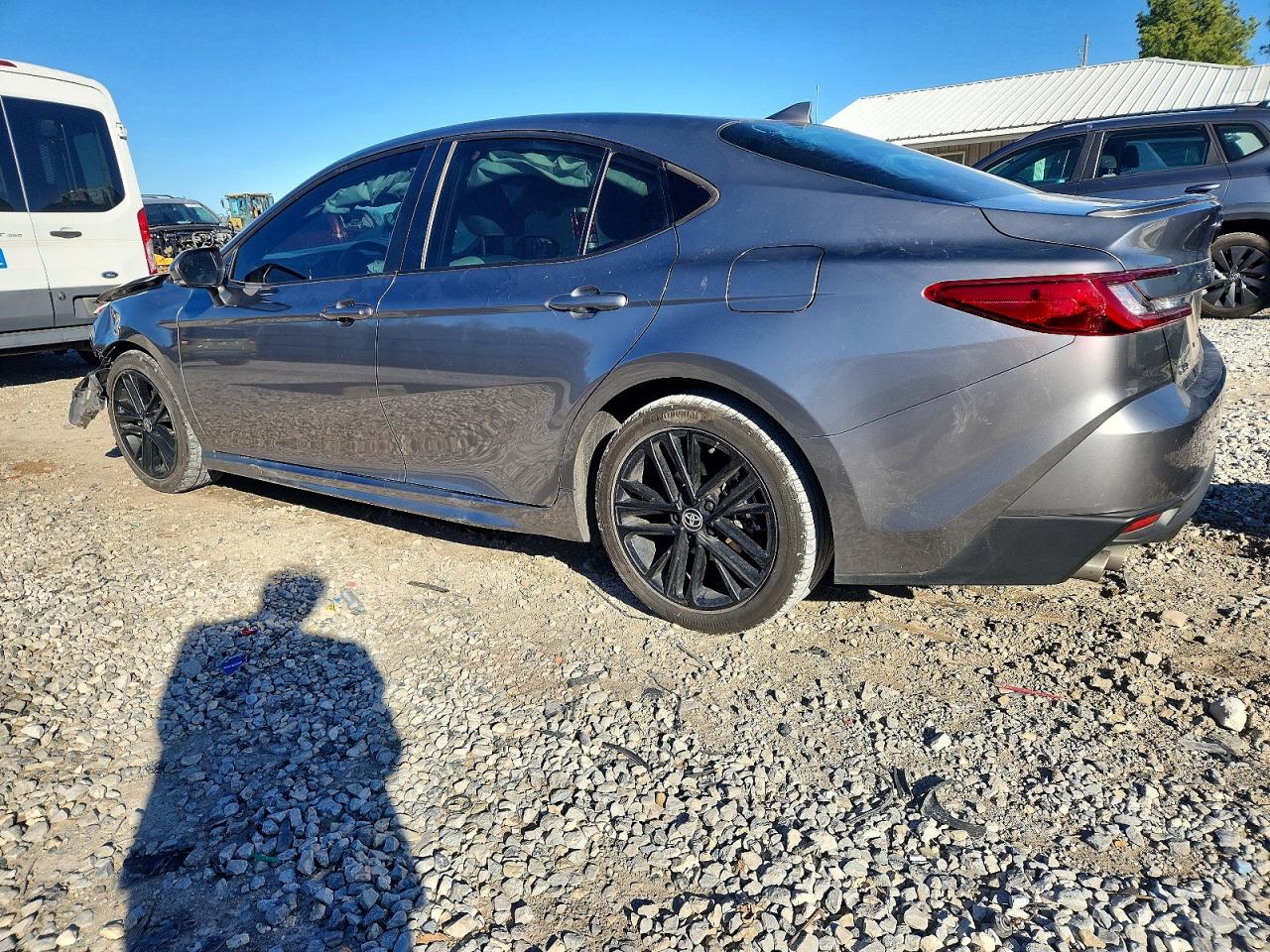 2025 TOYOTA CAMRY XSE — снимка 2