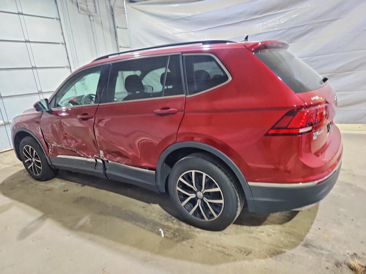 2021 VOLKSWAGEN TIGUAN SE — снимка 2