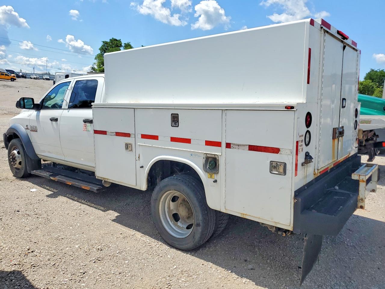 2015 RAM 5500 — снимка 2