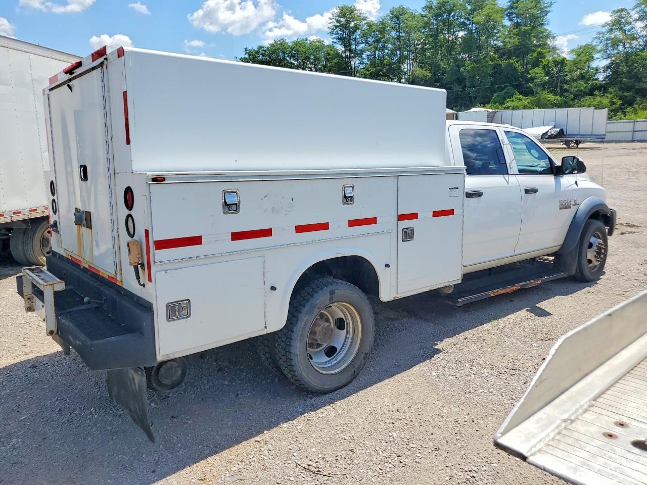 2015 RAM 5500 — снимка 3