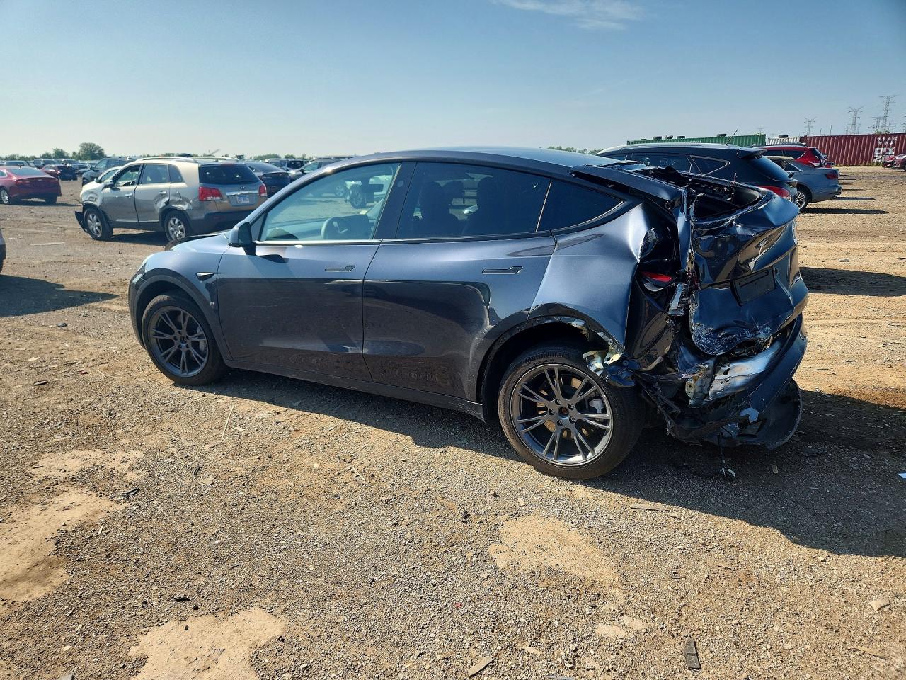 2025 TESLA MODEL Y — снимка 2