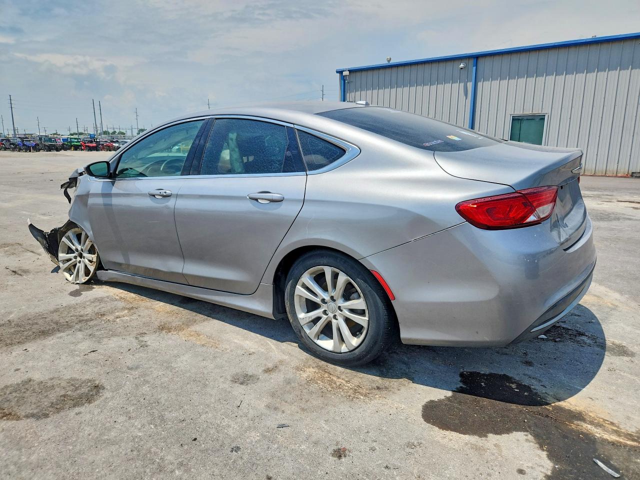 2016 CHRYSLER 200 LIMITED — снимка 2
