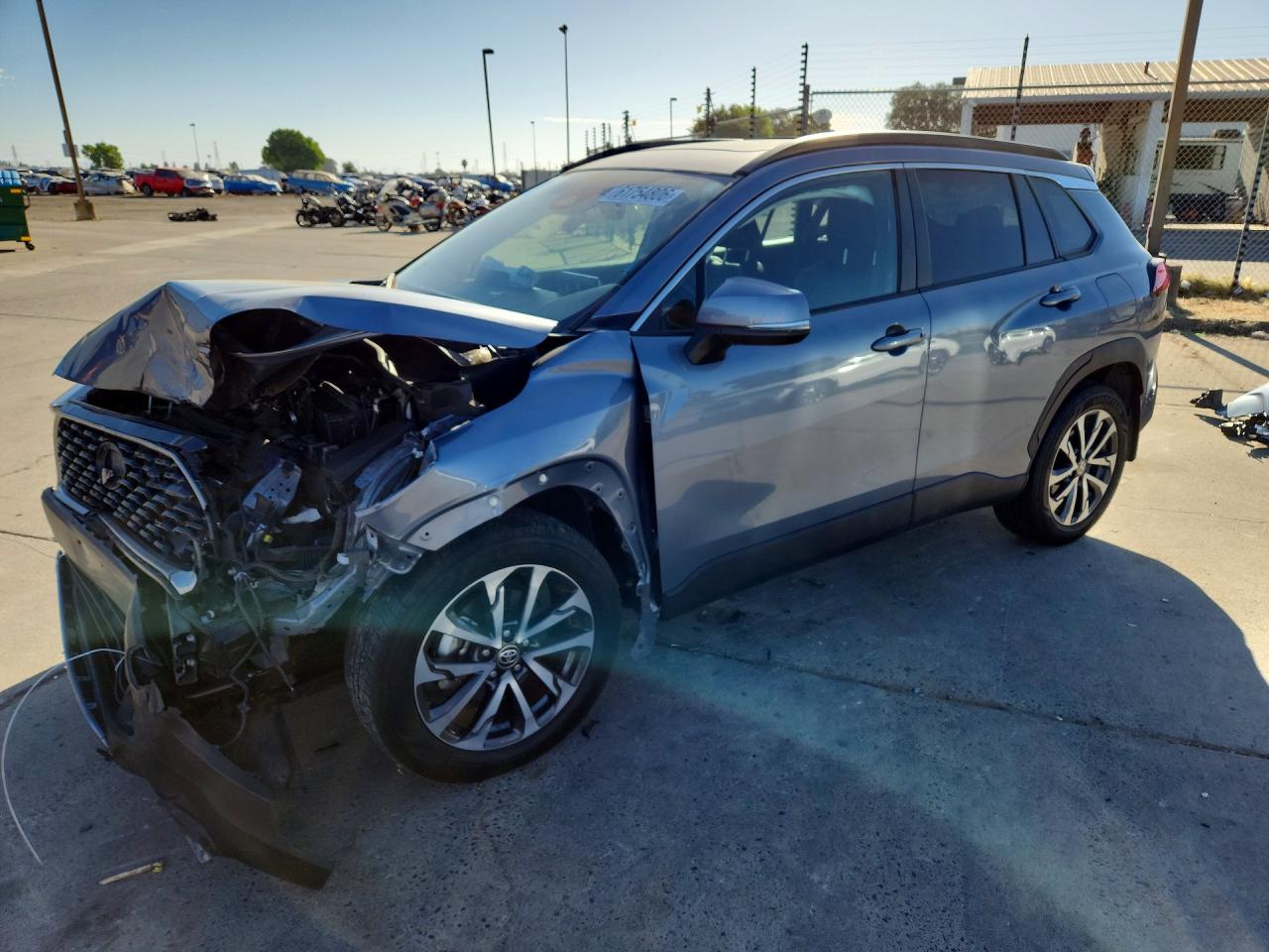 2023 TOYOTA COROLLA CROSS XLE