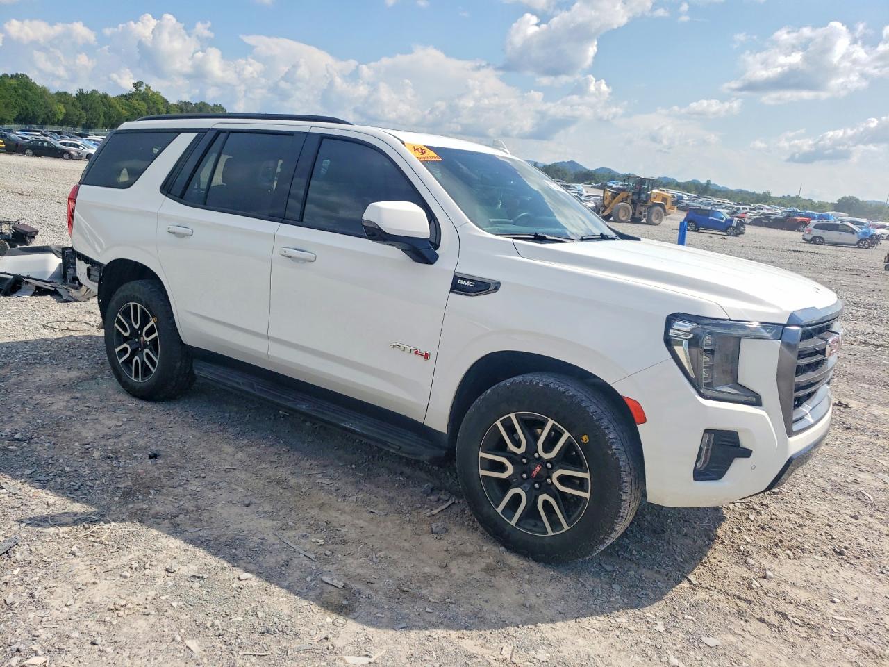 2024 GMC YUKON AT4 — снимка 4