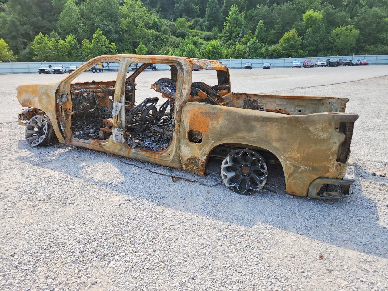 2020 CHEVROLET SILVERADO K1500 CUSTOM — снимка 2