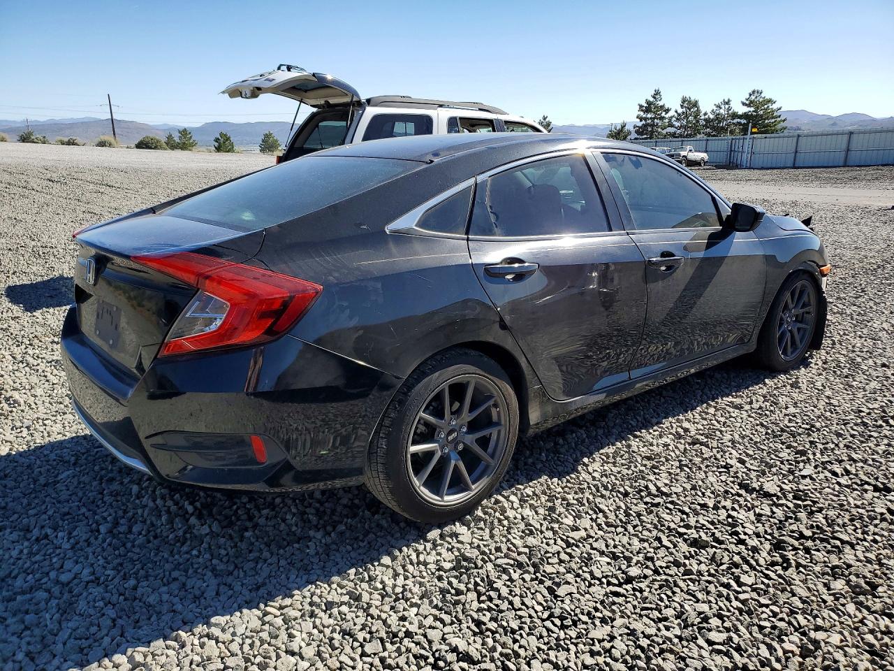2019 HONDA CIVIC LX — снимка 3