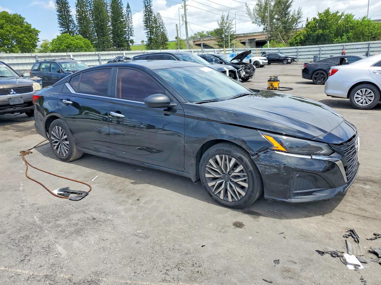 2025 NISSAN ALTIMA SV — снимка 4