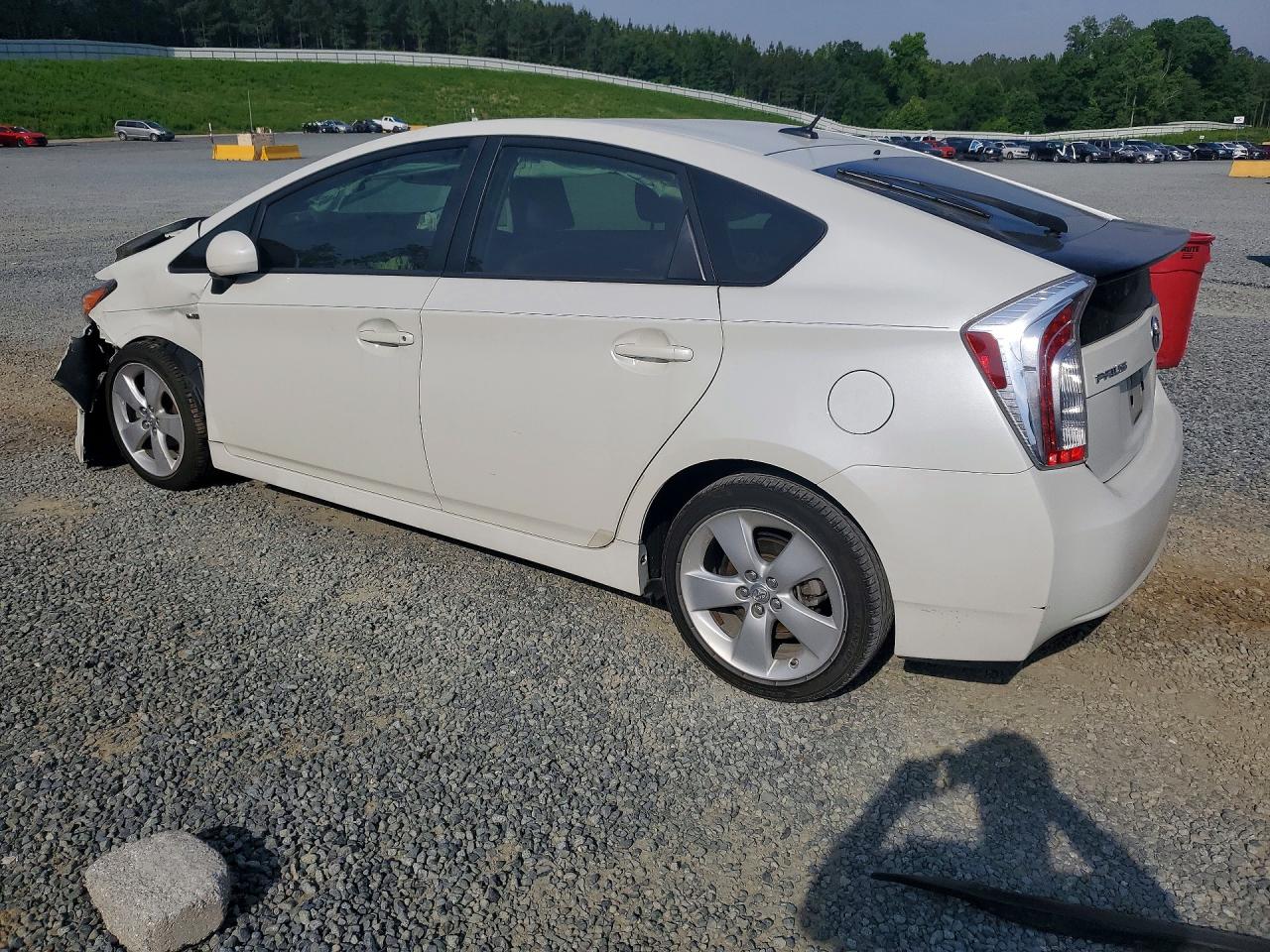 2015 TOYOTA PRIUS FIVE — снимка 2