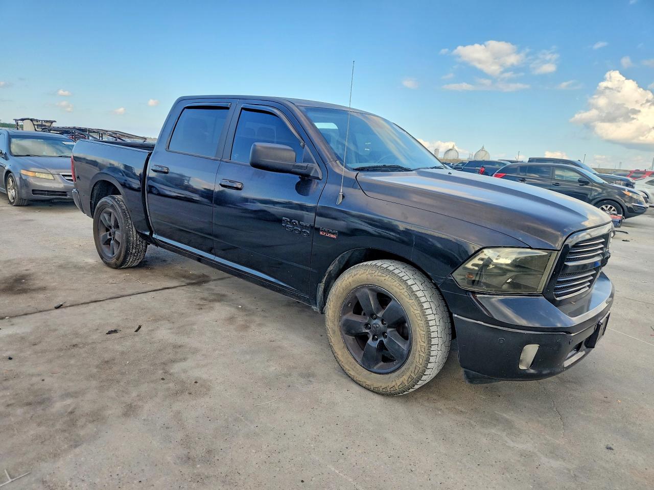 2018 RAM 1500 SLT — снимка 4