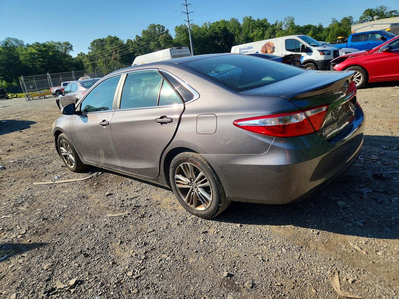 2017 TOYOTA CAMRY SE — снимка 2