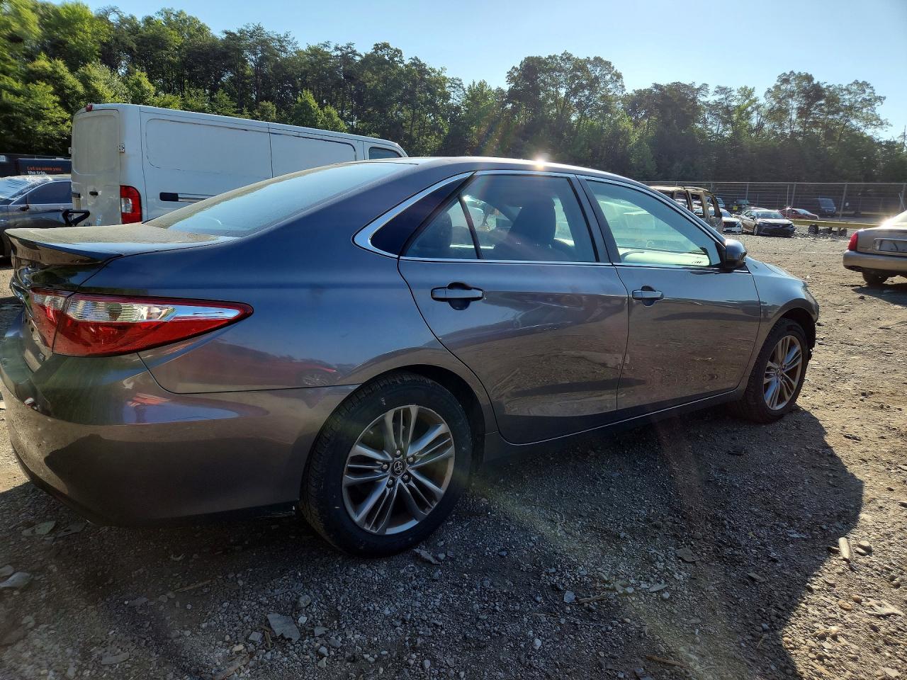 2017 TOYOTA CAMRY SE — снимка 3