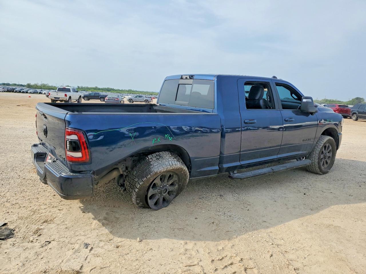 2024 RAM 2500 LARAMIE — снимка 3