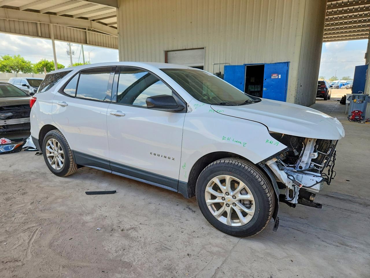 2019 CHEVROLET EQUINOX LS — снимка 4