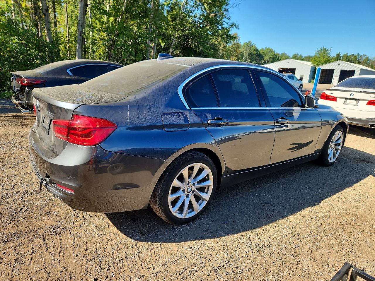 2017 BMW 330 XI — снимка 3
