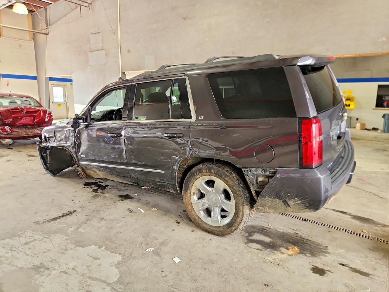 2017 CHEVROLET TAHOE 4D LT — снимка 2