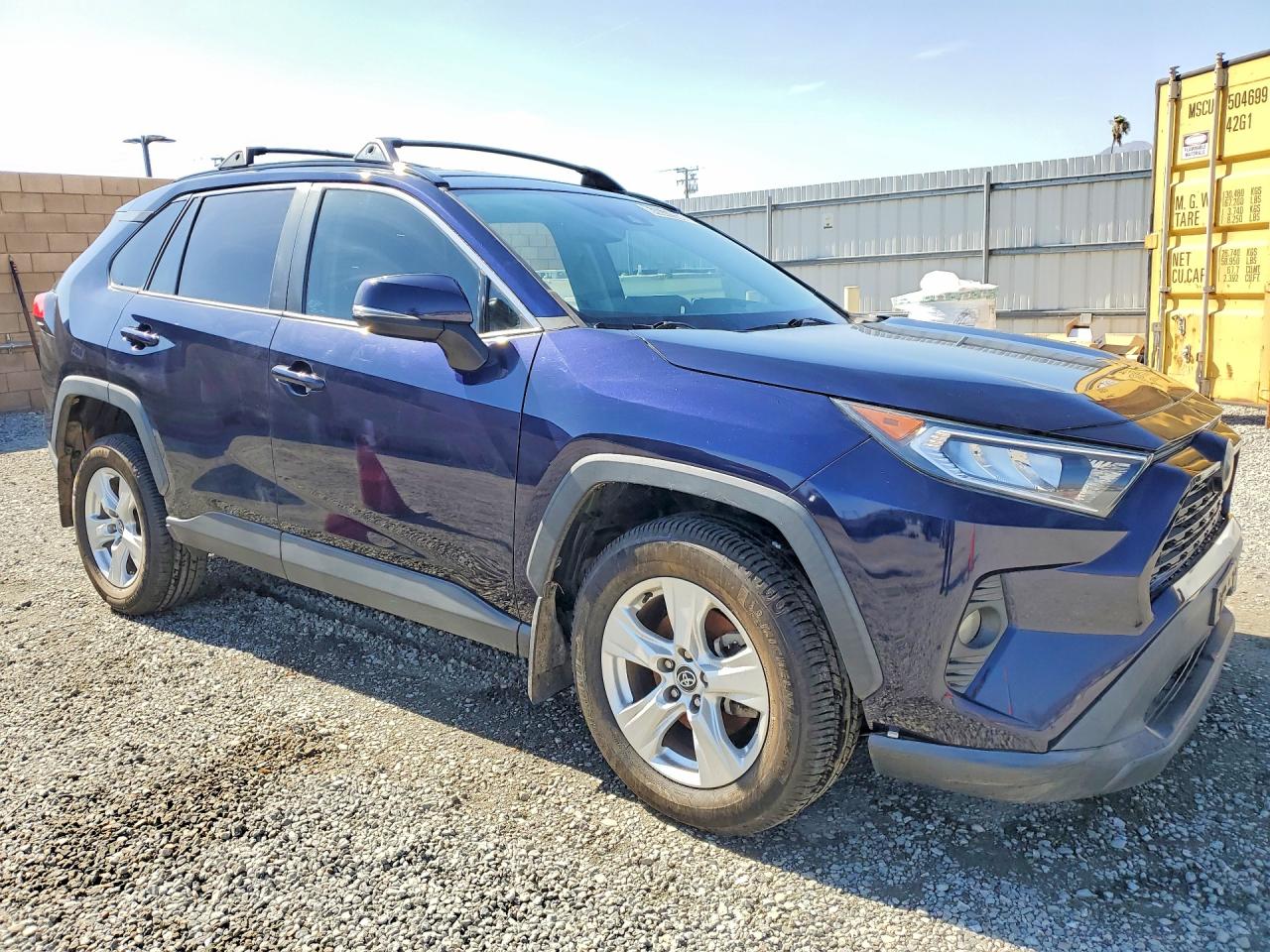2020 TOYOTA RAV4 XLE — снимка 4