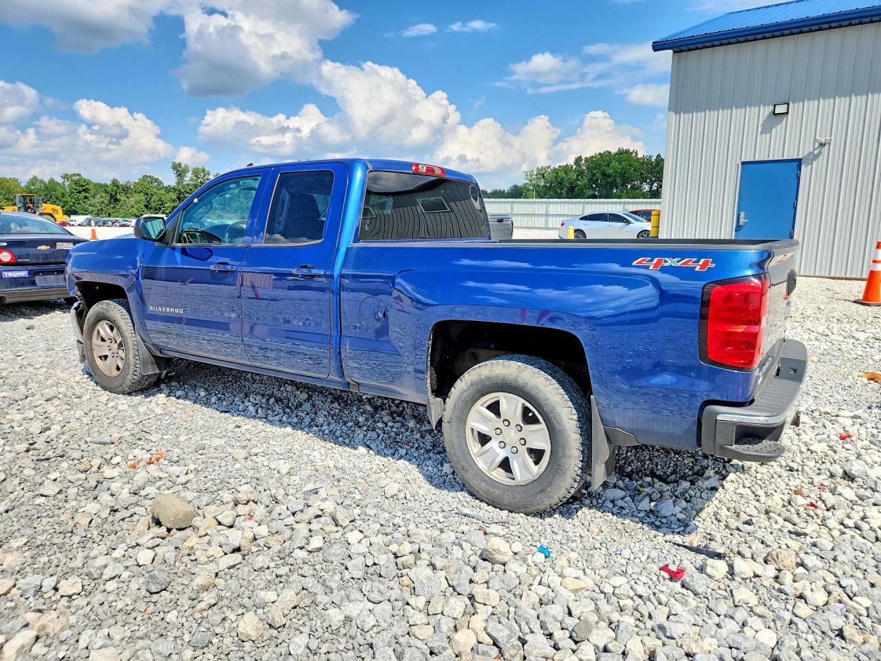 2016 CHEVROLET SILVERADO K1500 LT — снимка 2