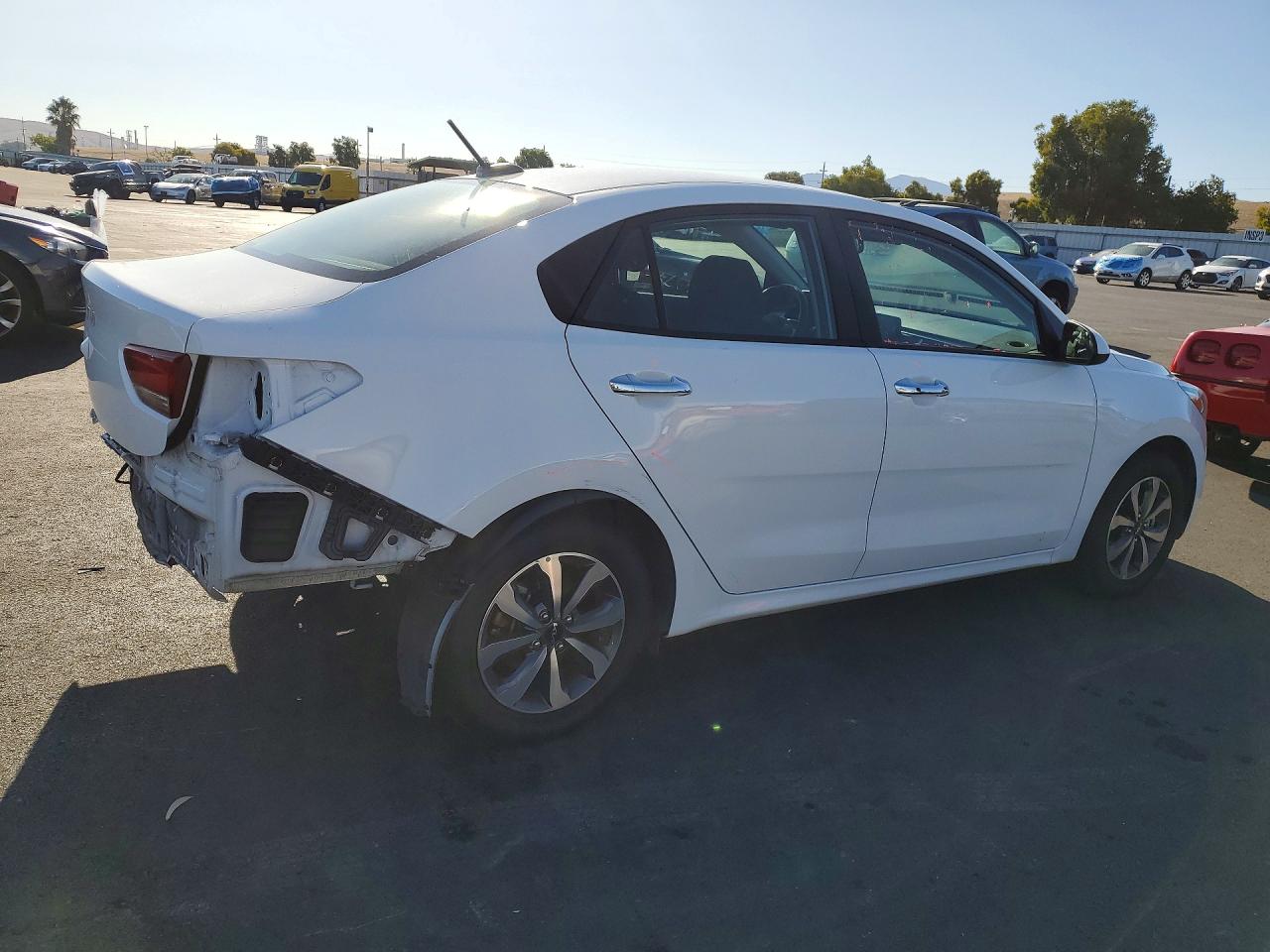 2022 KIA RIO S — снимка 3