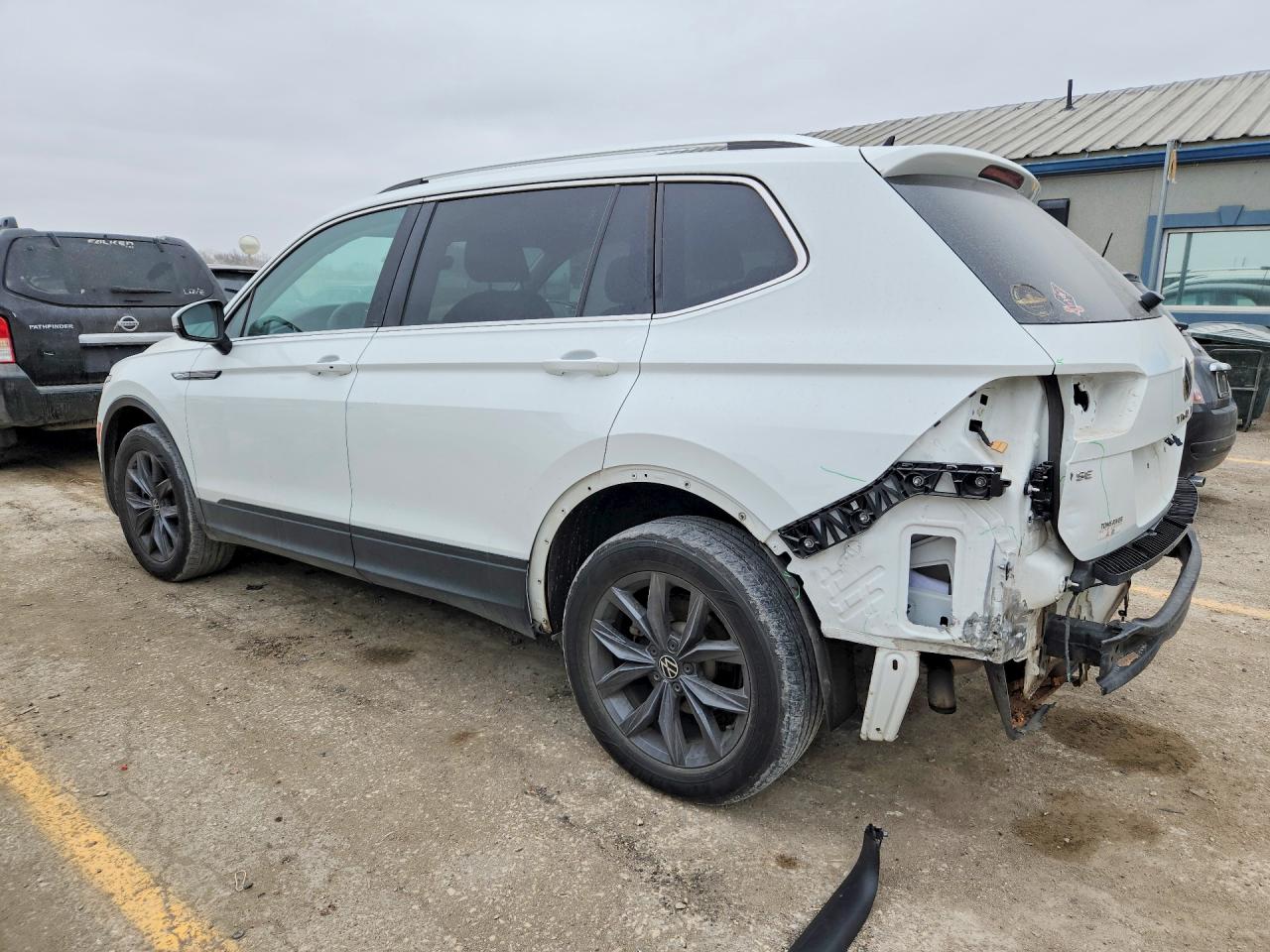 2022 VOLKSWAGEN TIGUAN — снимка 2