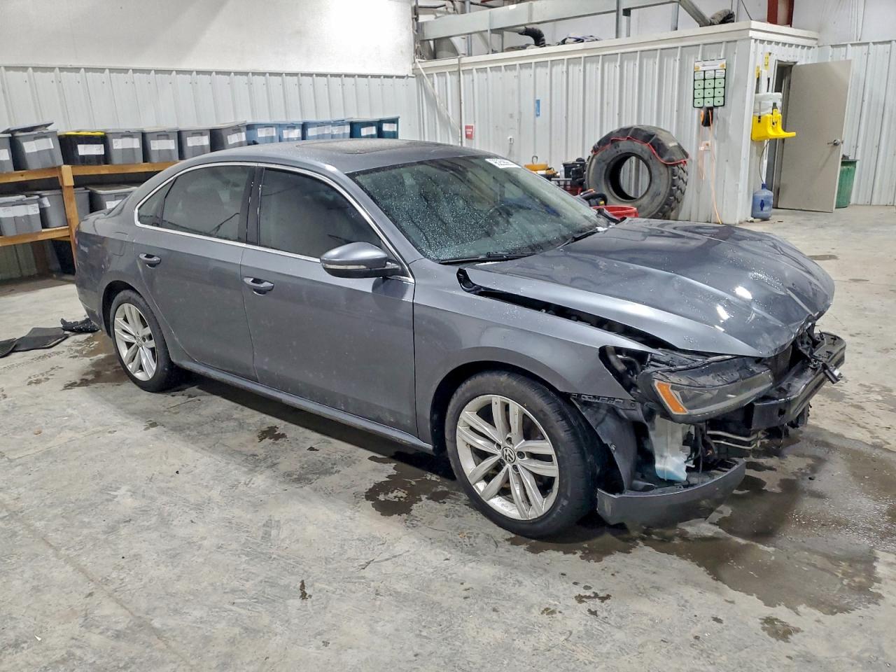 2018 VOLKSWAGEN PASSAT SE — снимка 4