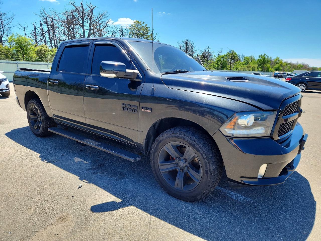 2017 RAM 1500 SPORT — снимка 4