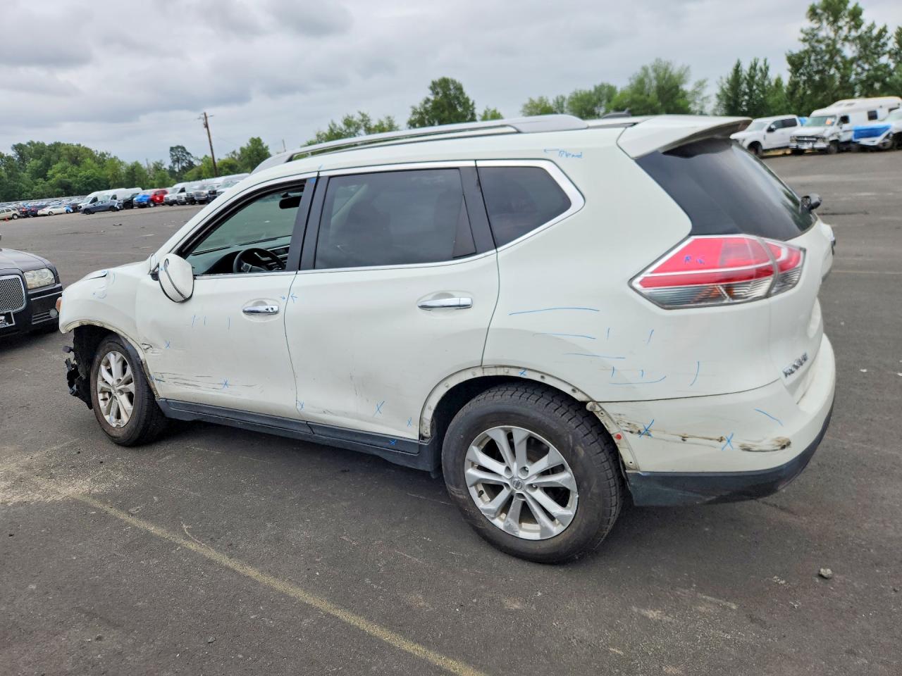 2016 NISSAN ROGUE SV — снимка 2