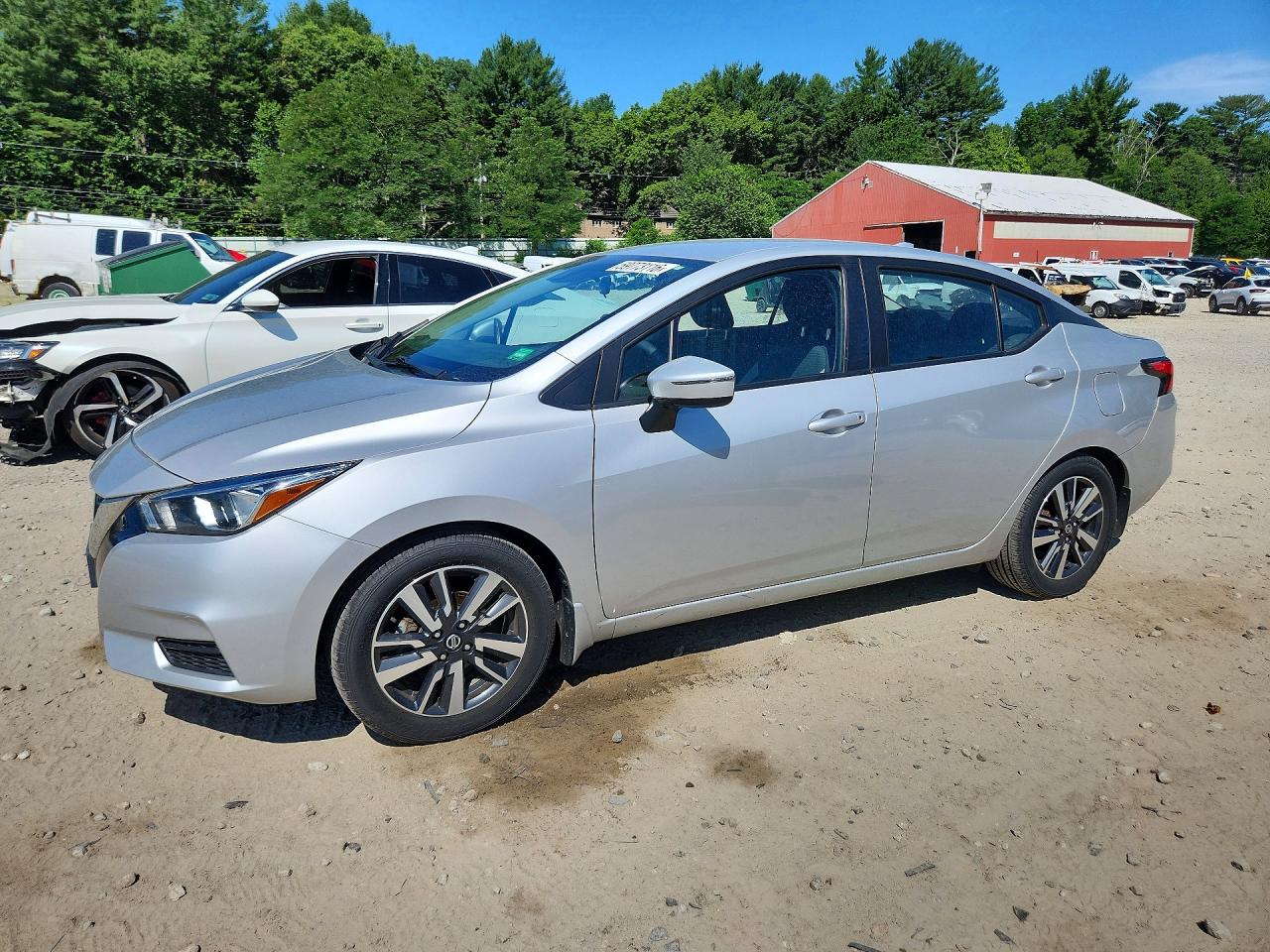 2021 NISSAN VERSA SV