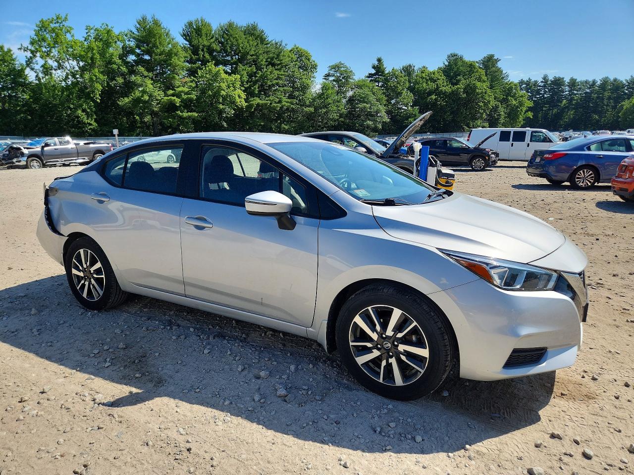 2021 NISSAN VERSA SV — снимка 4