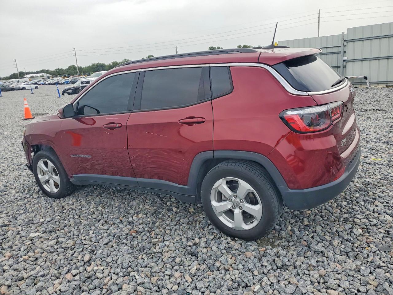 2021 JEEP COMPASS LATITUDE — снимка 2