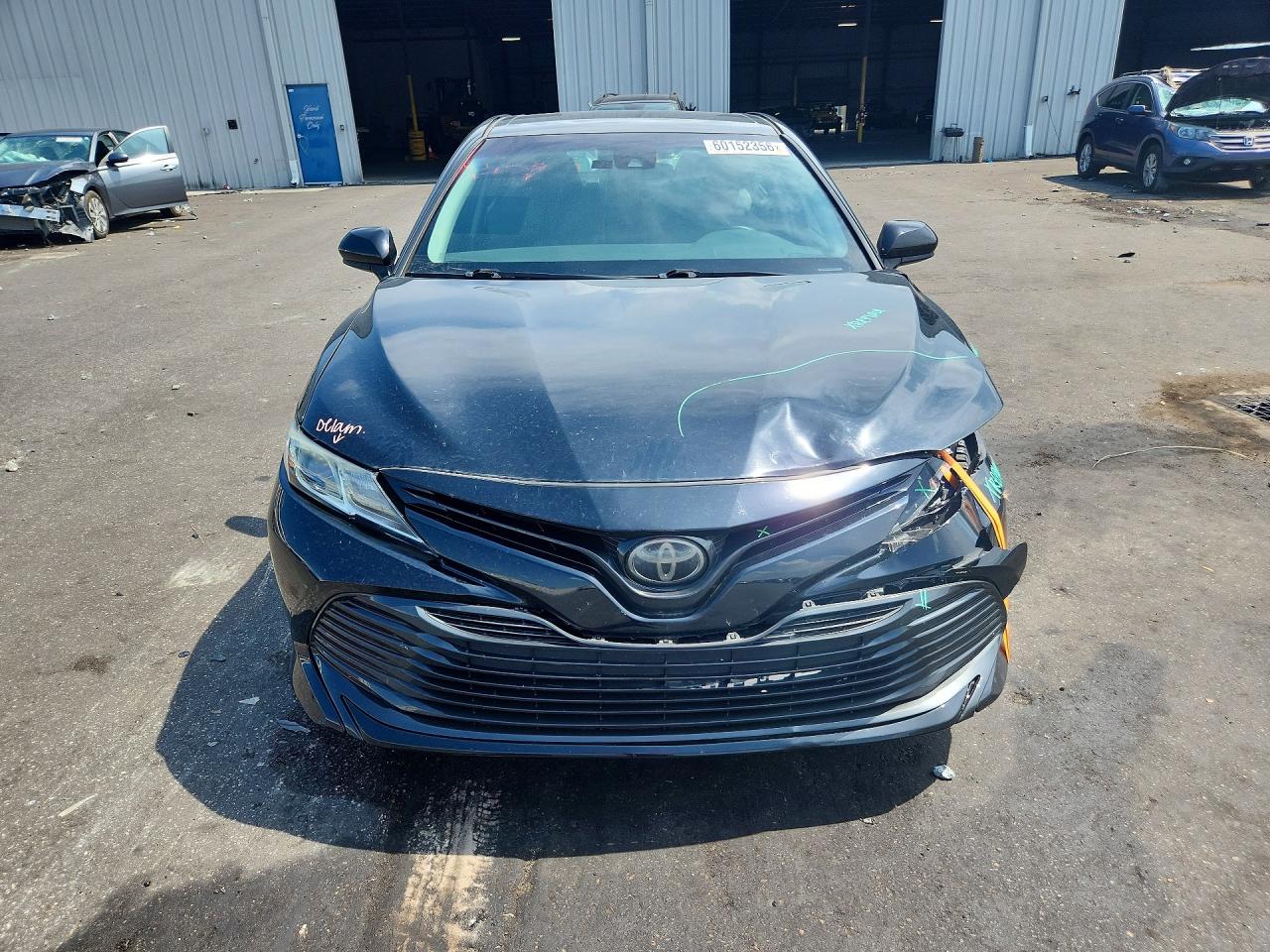 2019 TOYOTA CAMRY LE — снимка 5