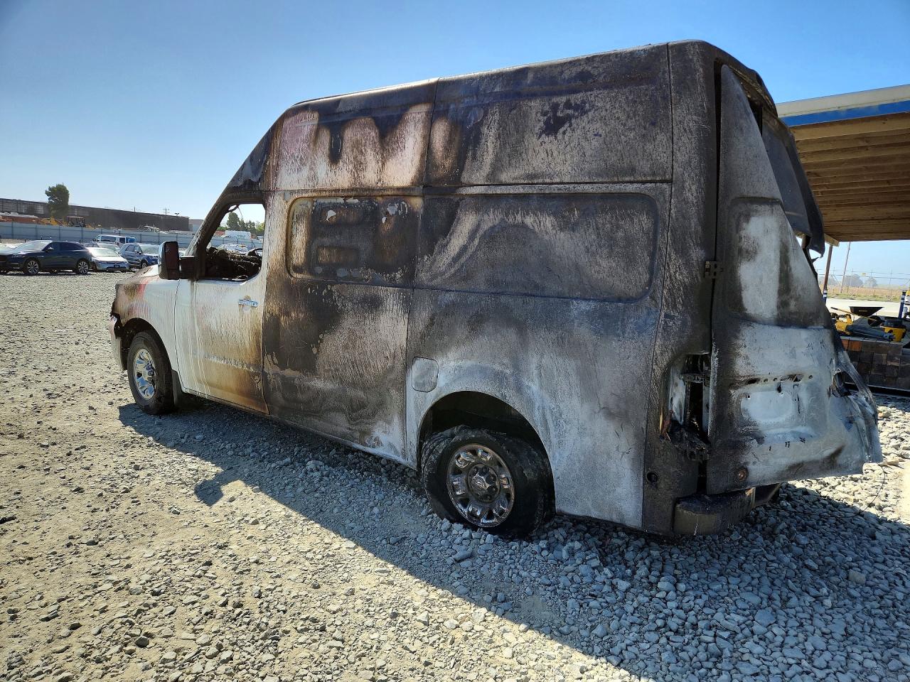 2018 NISSAN NV 2500 3500 HD SL — снимка 2