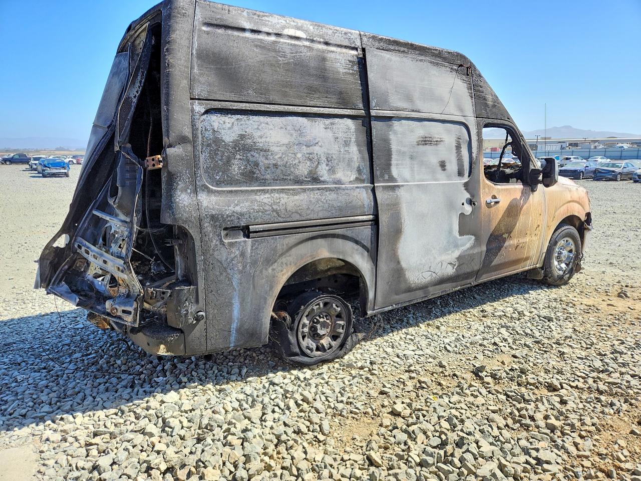 2018 NISSAN NV 2500 3500 HD SL — снимка 3