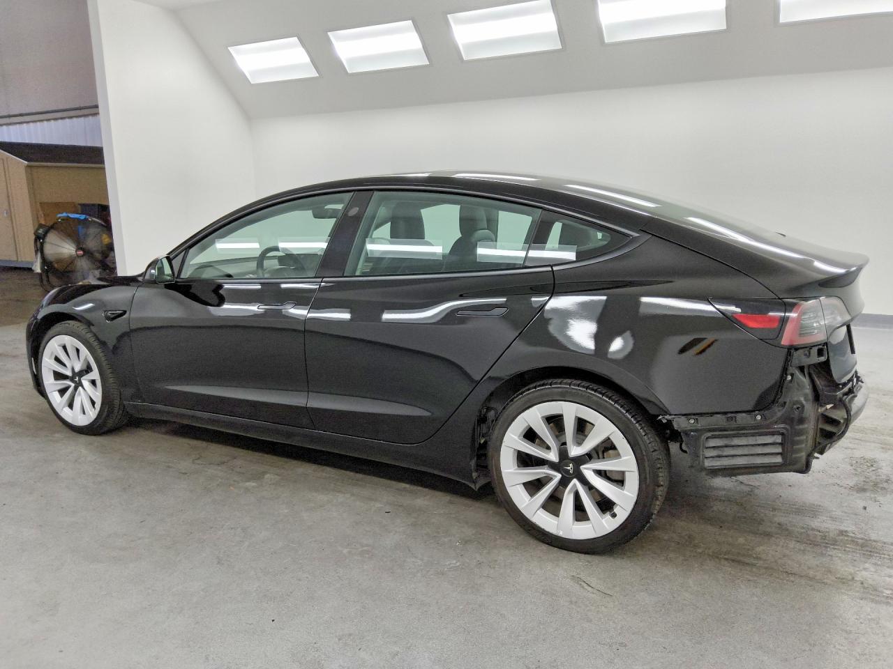 2022 TESLA MODEL 3 — снимка 2