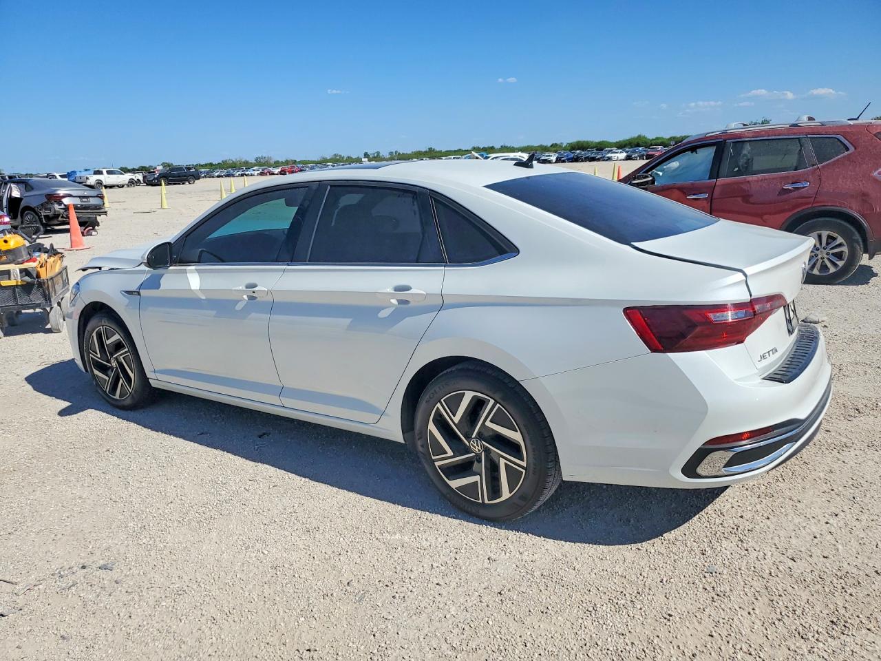 2023 VOLKSWAGEN JETTA SEL — снимка 2