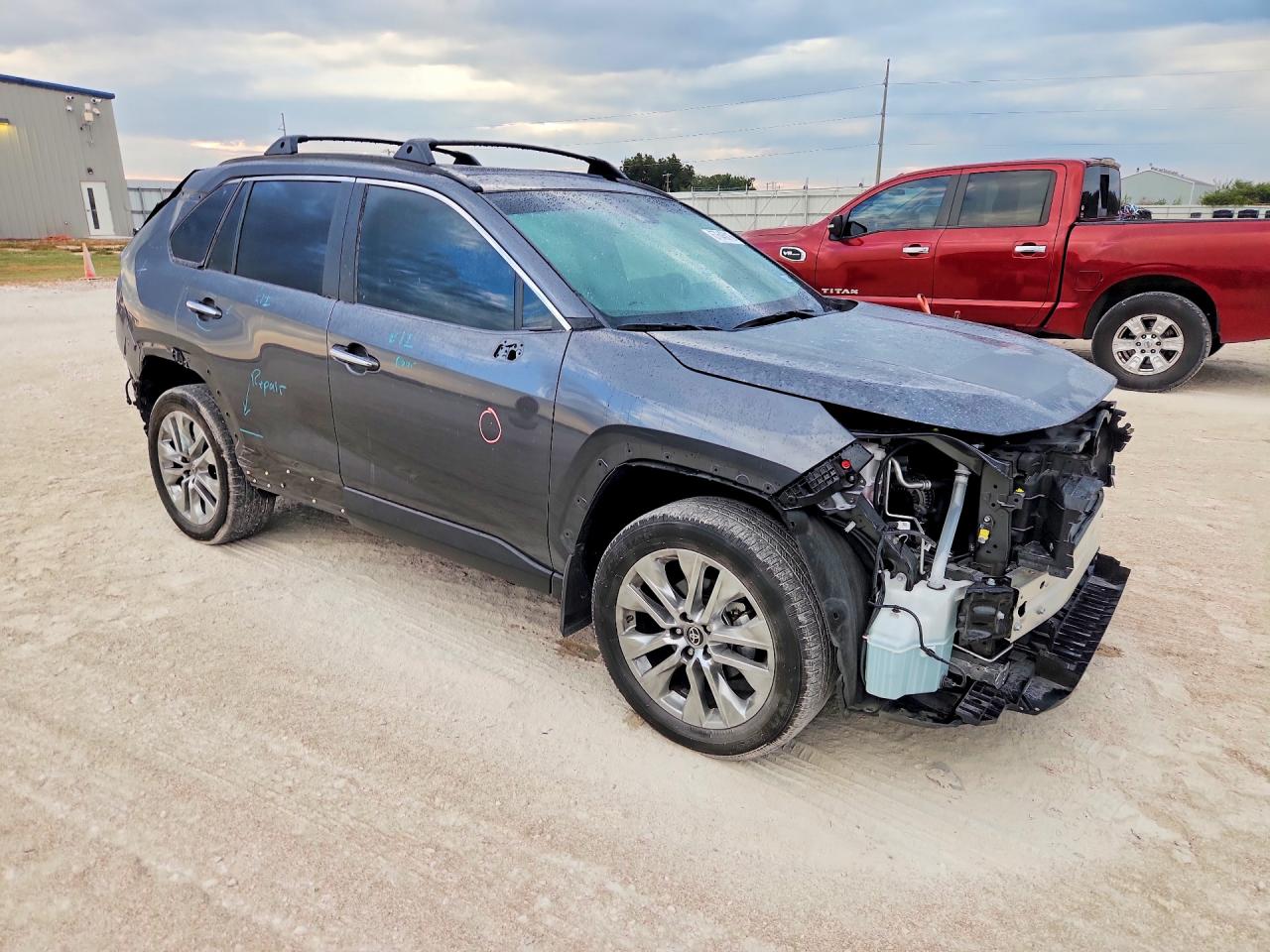 2025 TOYOTA RAV4 LIMITED — снимка 4
