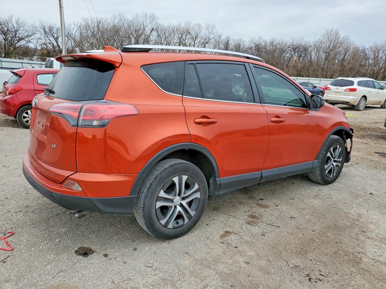 2016 TOYOTA RAV4 LE — снимка 3