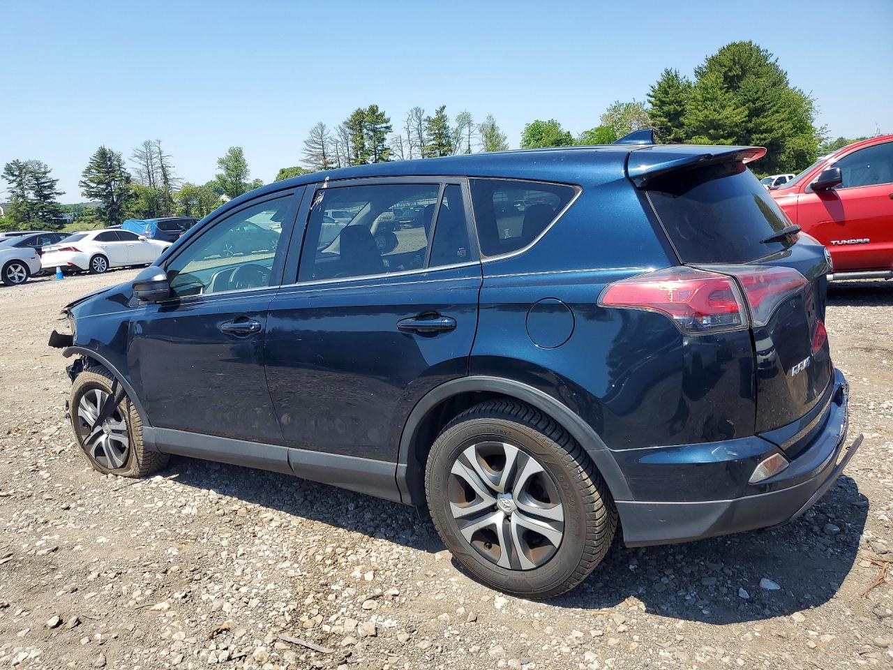 2018 TOYOTA RAV4 LE — снимка 2
