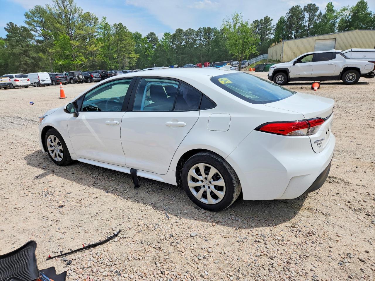 2024 TOYOTA COROLLA LE — снимка 2