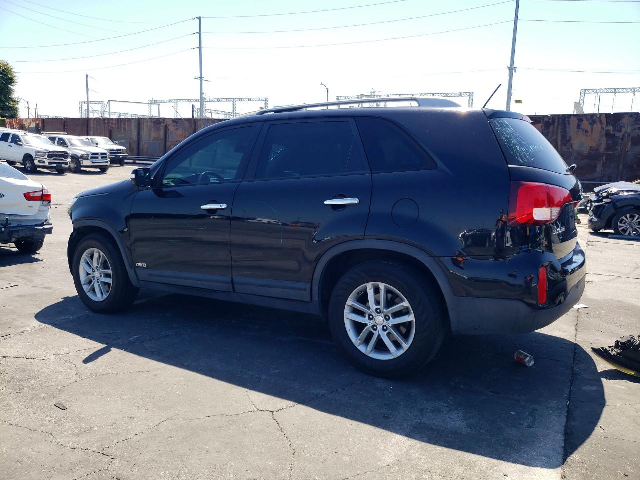 2015 KIA SORENTO LX — снимка 2